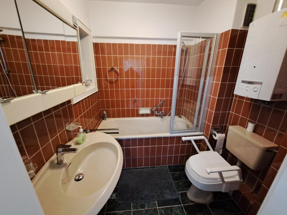 Apartament Muttis *